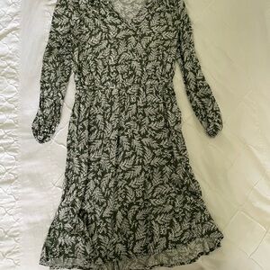 Elegant Green Floral Dress